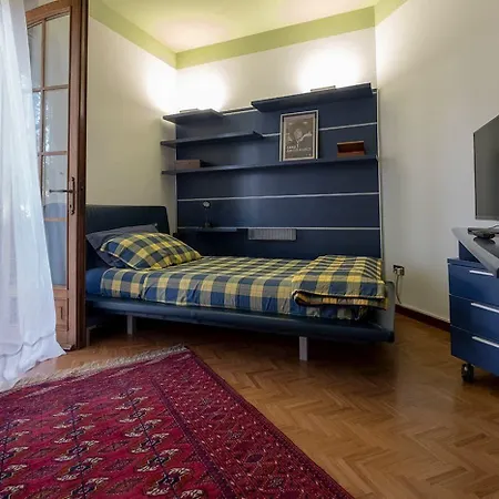 Couette-café Brama 3*